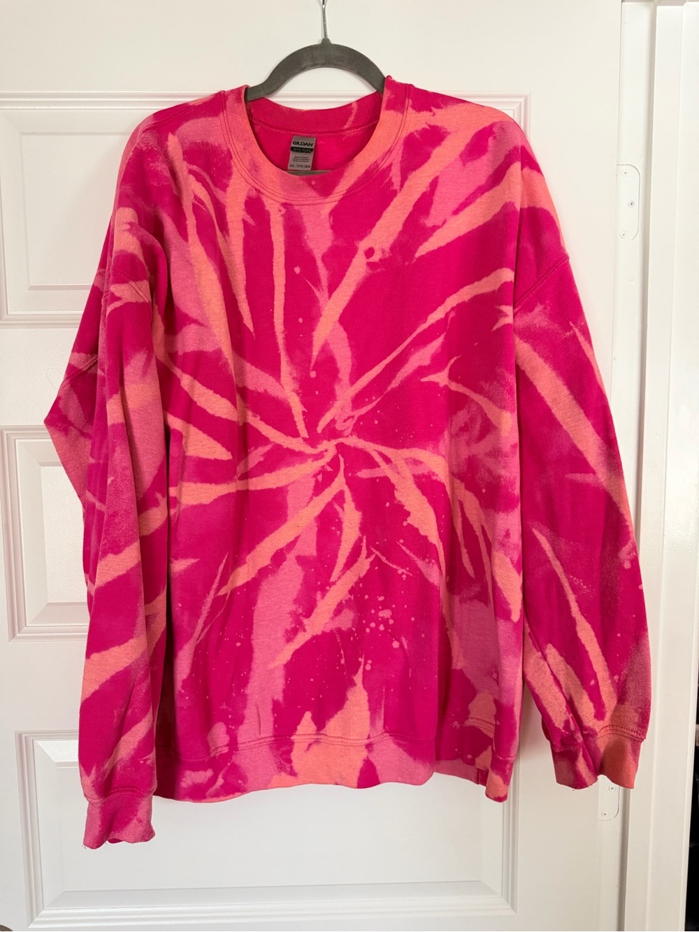 Tie-Dye Bleached Crewneck Sweater - Pink